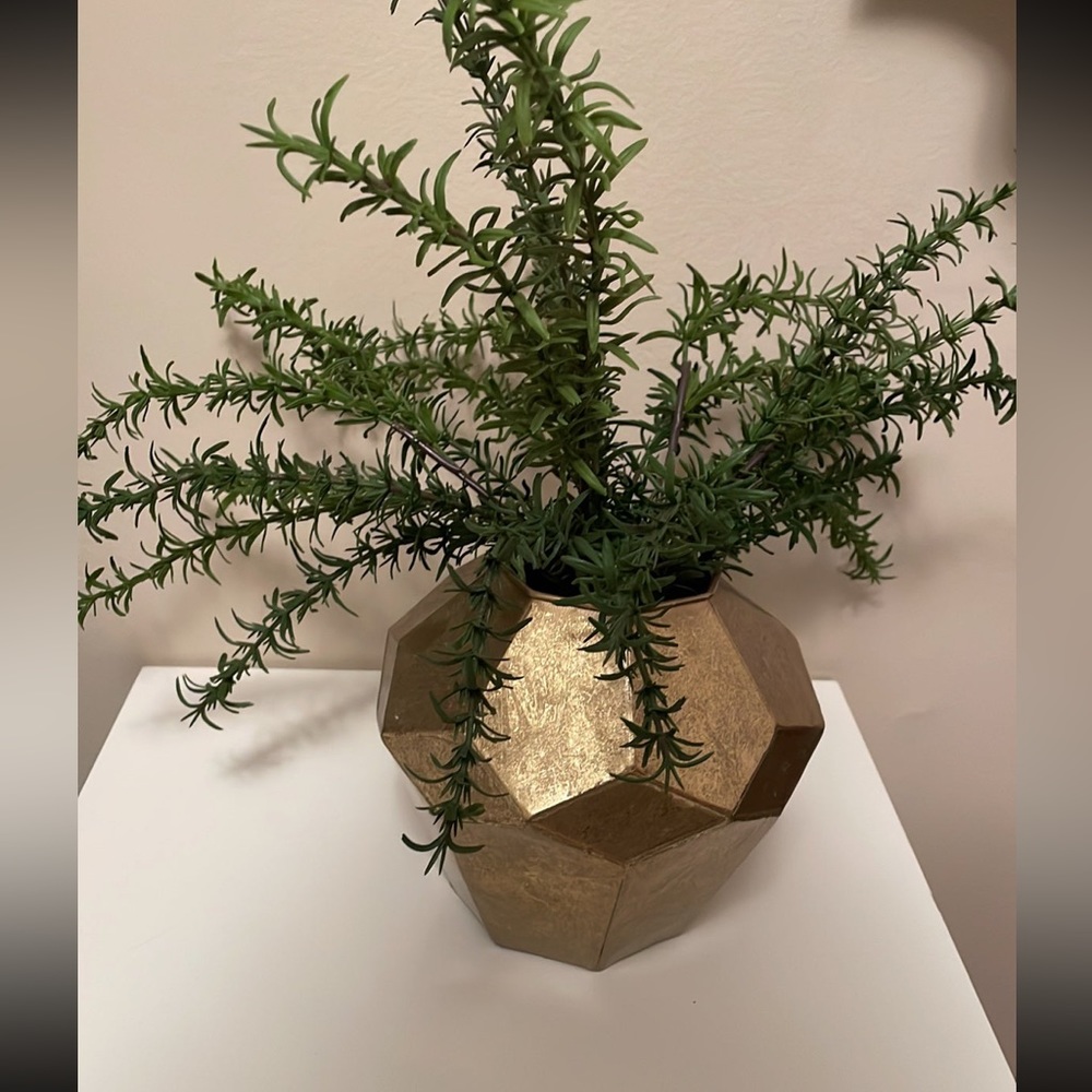 Faux plant